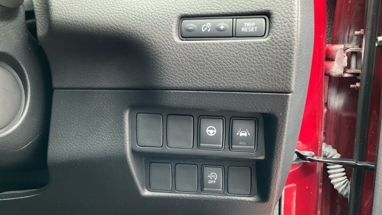 Nissan Qashqai 1.3 DiG-T Tekna 5dr Petrol Hatchback